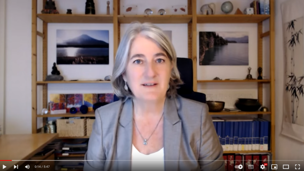 Daniela BLickhan erklärt im Video die Ausbildung zum Coach der Positiven Psychologie