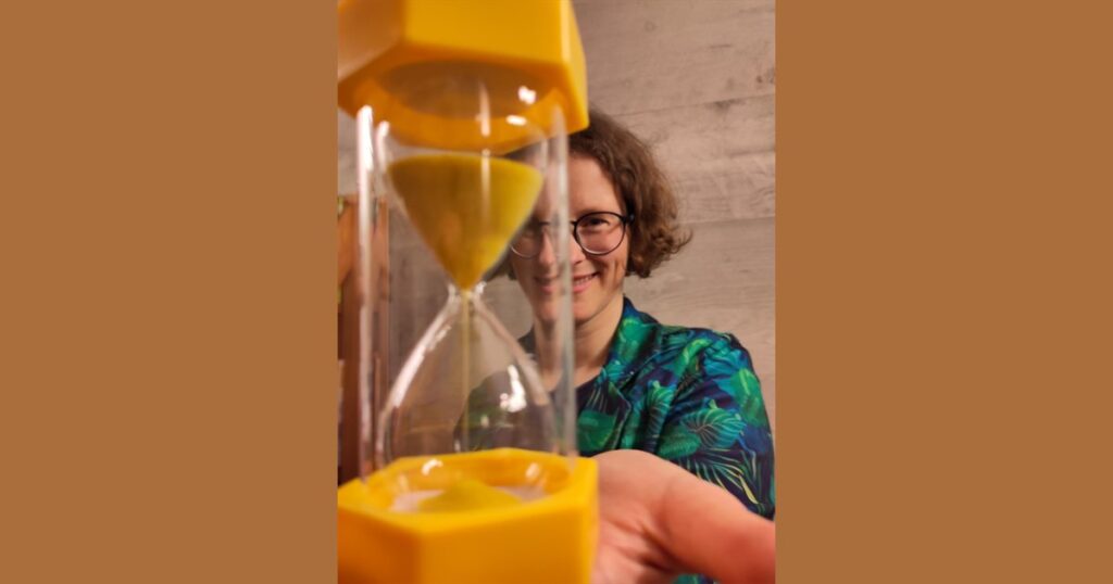 Sanduhr als Symbol für Achtsamkeit und innere Ruhe